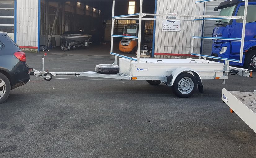 Der neue Vereinsanhänger steht bereit